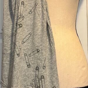 Vintage GAP’S (Red Brand) Light Gray Scarf